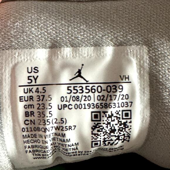 Size 5 - Nike Air Jordan 1 Low GS Smoke Grey 2020 Shoes - Picture 7 of 8